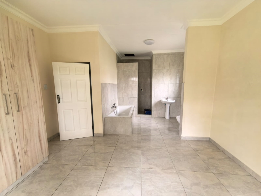 3 Bedroom Property for Sale in Parys Free State